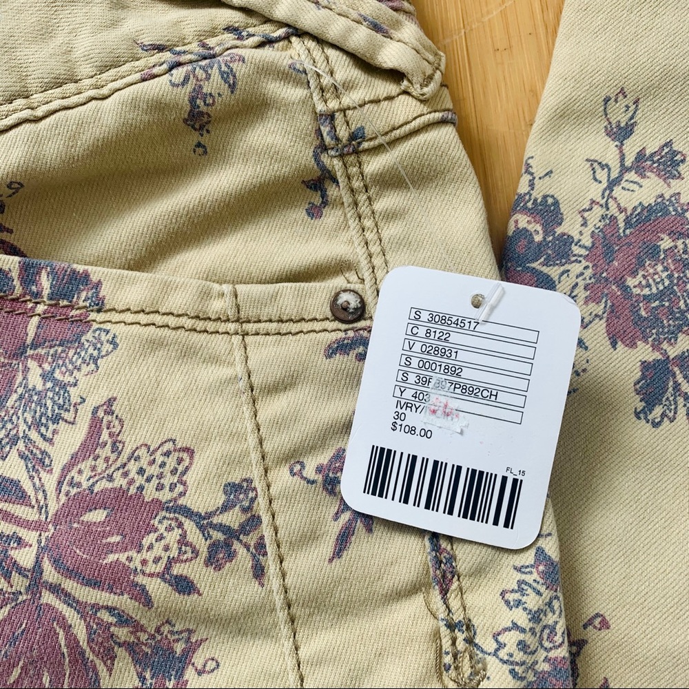 NWT Free People Floral Skinny Jeans Sz 30 - Picture 4 of 8